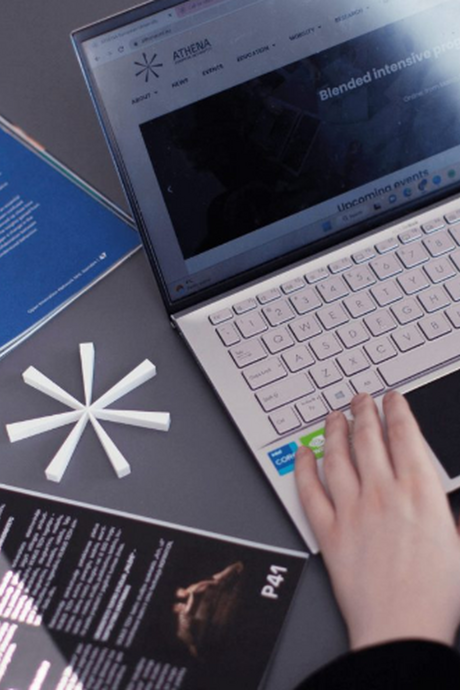 Mednarodna univerza
ATHENA